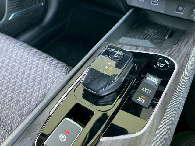 NISSAN AURA 2025 Image 31