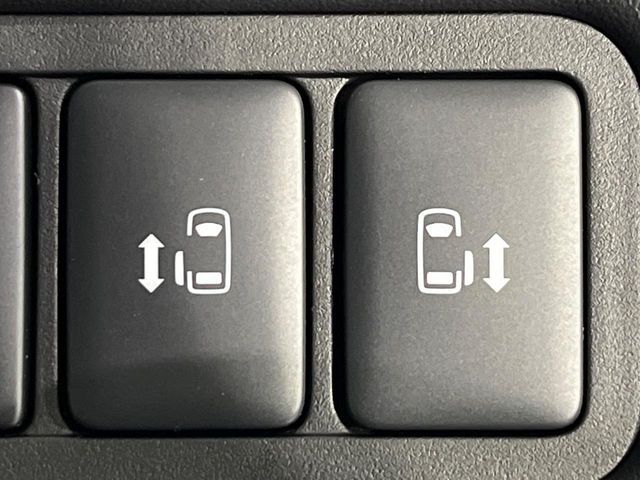 MITSUBISHI DELICA D:5 4WD 2024 Image 31