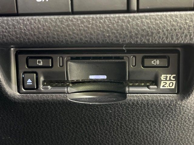 TOYOTA HARRIER HYBRID 2023 Image 31