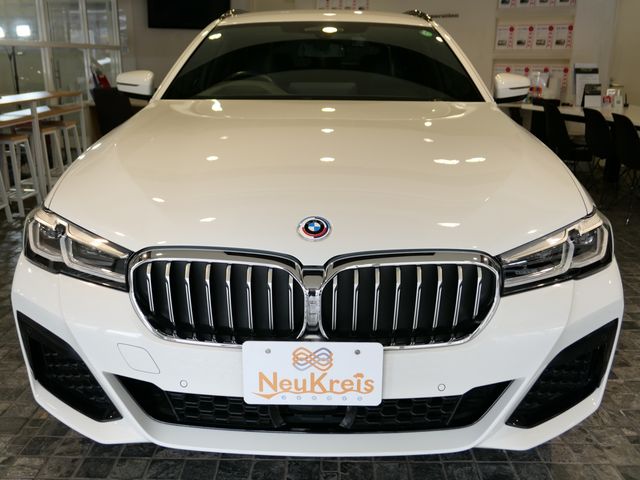 BMW 5SERIES TOURING 2022 Image 31