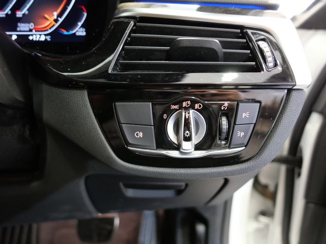 BMW 5SERIES TOURING 2022 Image 31