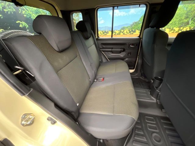 SUZUKI JIMNY NOMADE 2025 Image 31