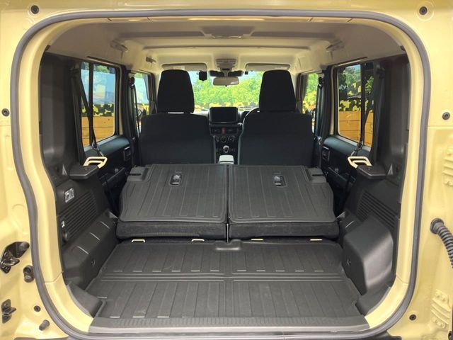 SUZUKI JIMNY NOMADE 2025 Image 31