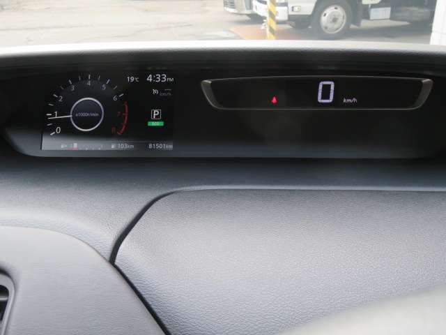 NISSAN SERENA  S-HYBRID 4WD 2018 Image 31