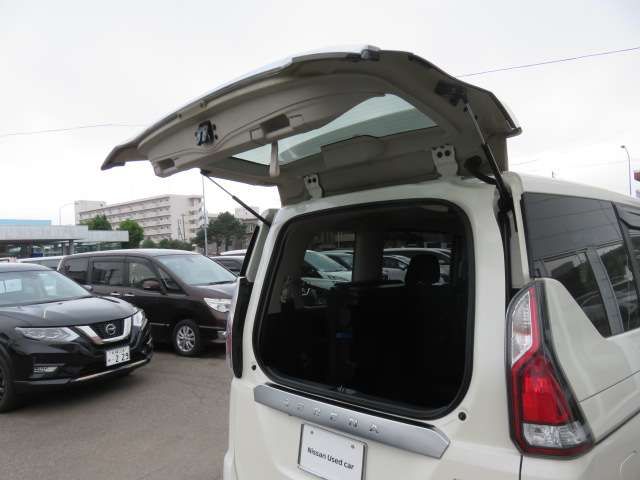 NISSAN SERENA  S-HYBRID 4WD 2018 Image 31