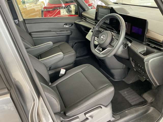 NISSAN SERENA  WG 4WD 2024 Image 31