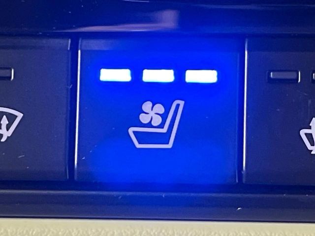 MAZDA CX-60 2023 Image 31