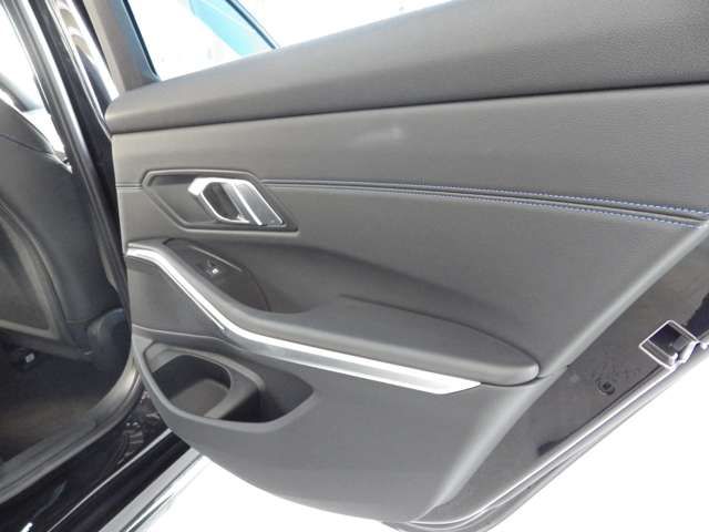 BMW 3SERIES SEDAN 2019 Image 31