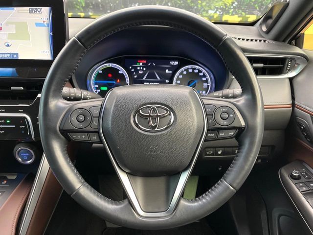 TOYOTA HARRIER HYBRID 2021 Image 31