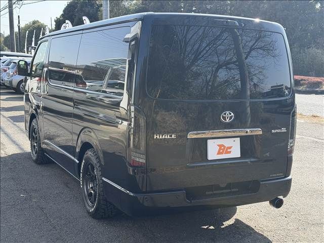 TOYOTA HIACE VAN 2WD 2024 Image 31