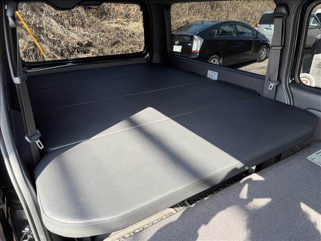 TOYOTA HIACE VAN 2WD 2024 Image 31