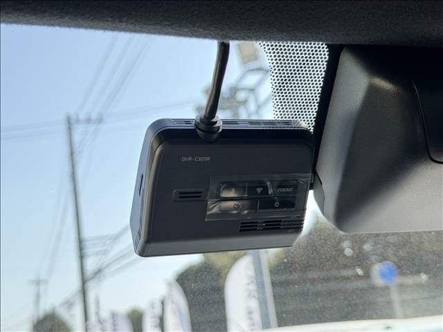 TOYOTA HIACE VAN 2WD 2024 Image 31