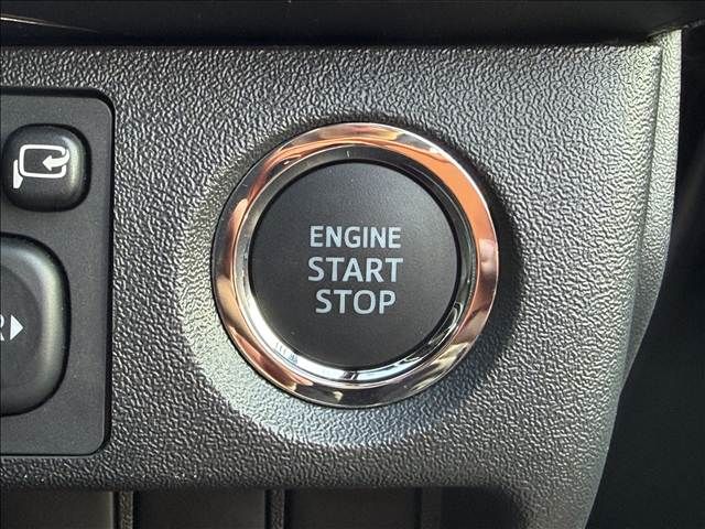 TOYOTA HIACE VAN 2WD 2024 Image 31