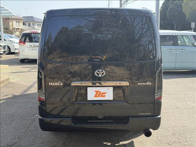 TOYOTA HIACE VAN 2WD 2024 Image 31