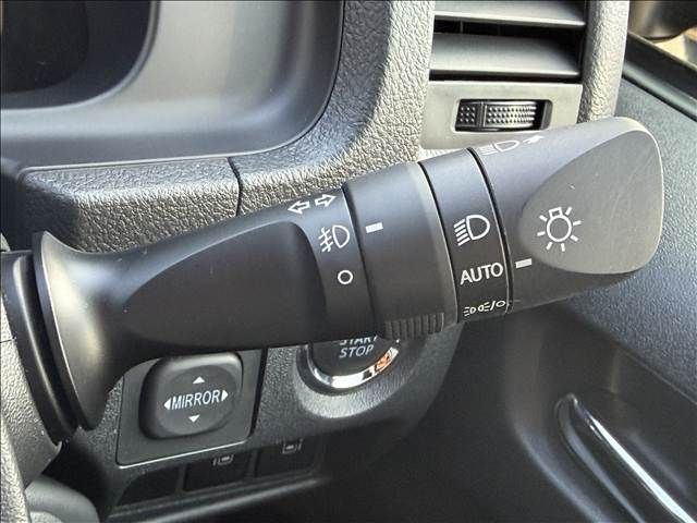 TOYOTA HIACE VAN 2WD 2024 Image 31