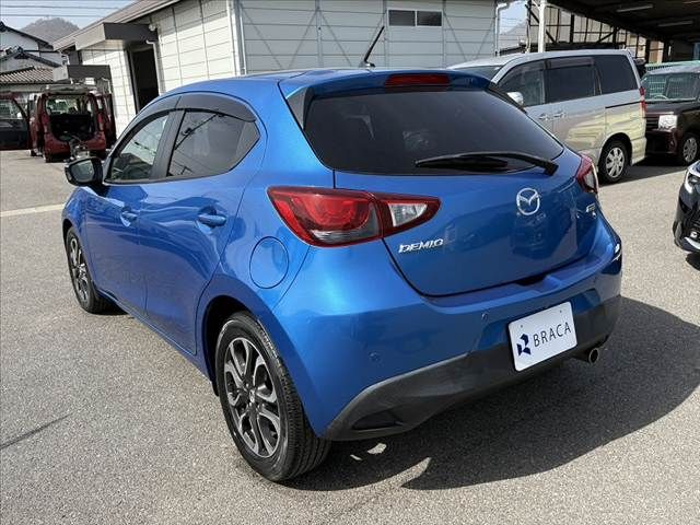 MAZDA DEMIO 2015 Image 31