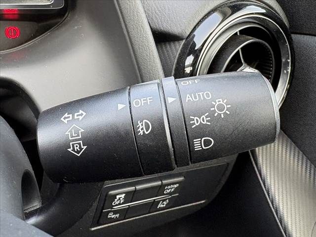 MAZDA DEMIO 2015 Image 31