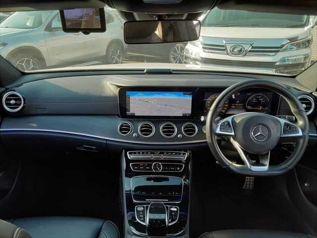 MERCEDES BENZ E CLAS 2017 Image 31