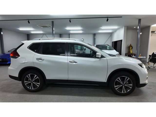 NISSAN X-TRAIL 2WD 2020 Image 31