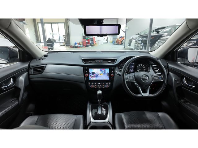 NISSAN X-TRAIL 2WD 2020 Image 31