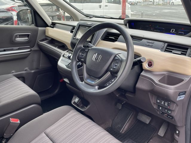 HONDA FREED HYBRID 2019 Image 31