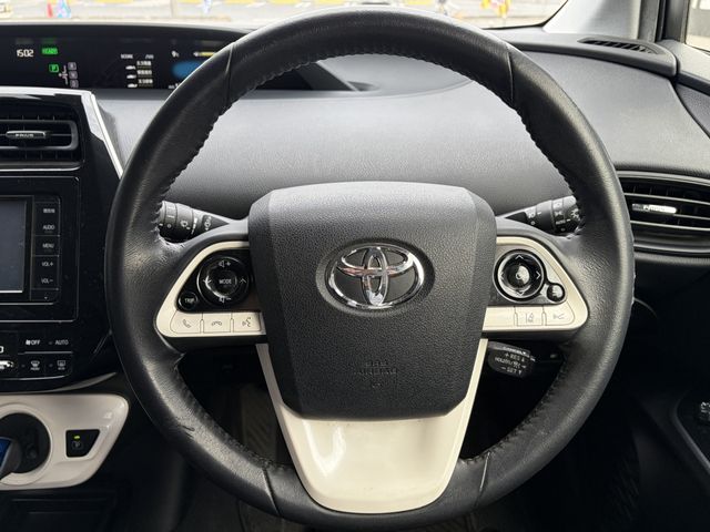 TOYOTA PRIUS 2016 Image 31