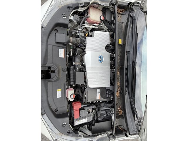 TOYOTA PRIUS 2016 Image 31