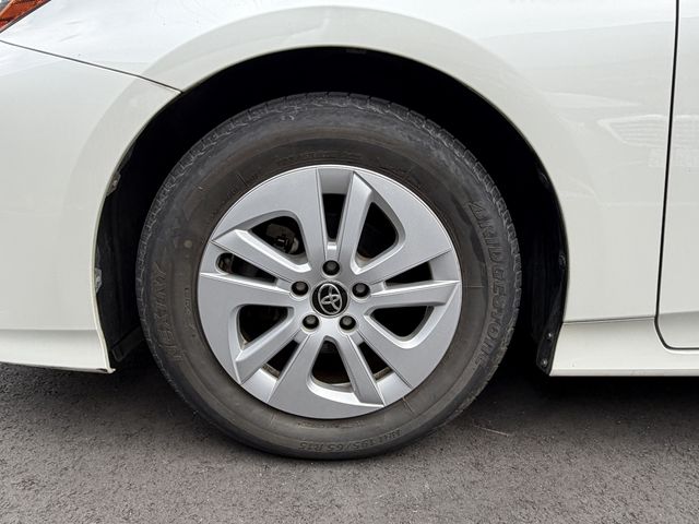 TOYOTA PRIUS 2016 Image 31