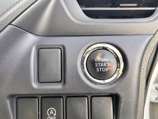 TOYOTA VOXY 2015 Image 31