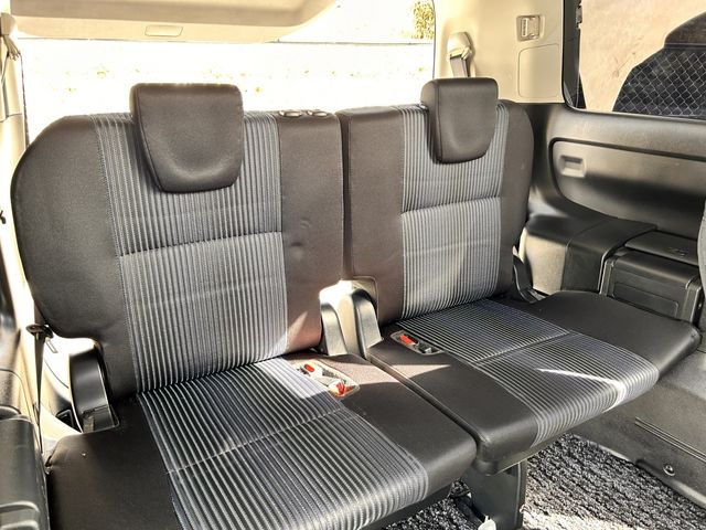 TOYOTA VOXY 2015 Image 31