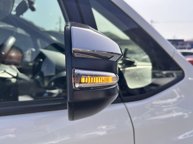 TOYOTA VOXY 2015 Image 31