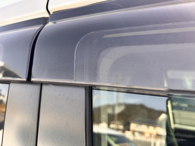 TOYOTA VOXY 2015 Image 31