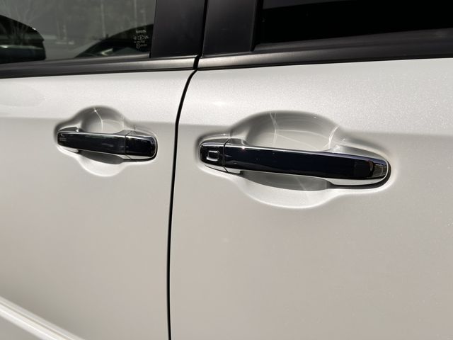 TOYOTA VOXY 2015 Image 31