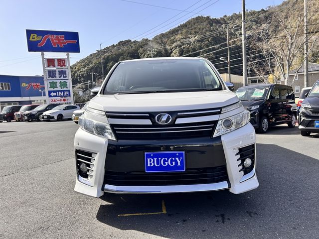 TOYOTA VOXY 2015 Image 31