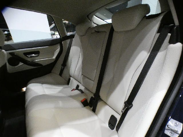 BMW 4SERIES GRAN COU 2015 Image 31