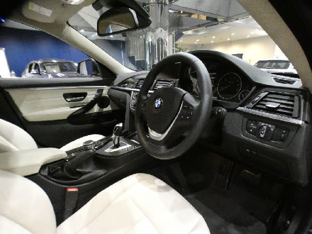 BMW 4SERIES GRAN COU 2015 Image 31