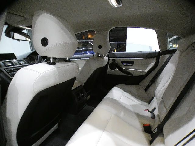 BMW 4SERIES GRAN COU 2015 Image 31