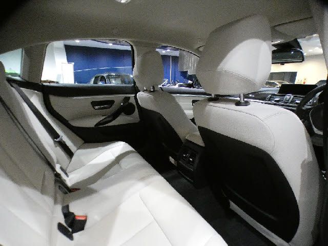 BMW 4SERIES GRAN COU 2015 Image 31