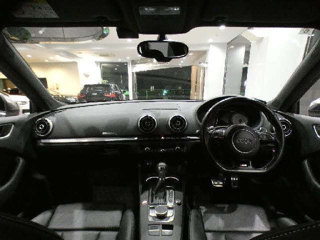 AUDI S3 SPORTBACK 2015 Image 31