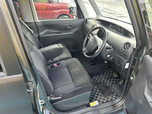 DAIHATSU TANTO CUSTOM 2012 Image 31