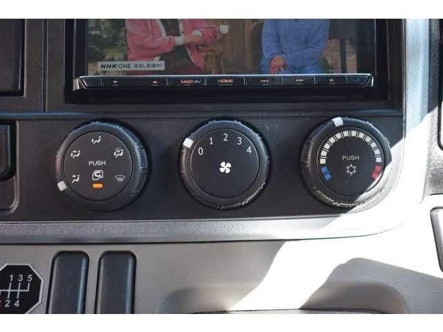 MITSUBISHI CANTER 2017 Image 31