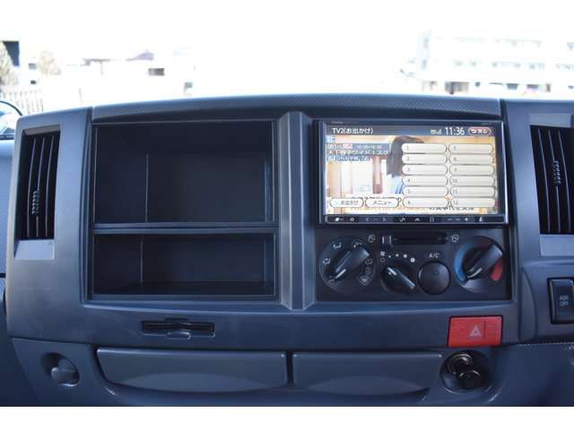 ISUZU ELF 2012 Image 31