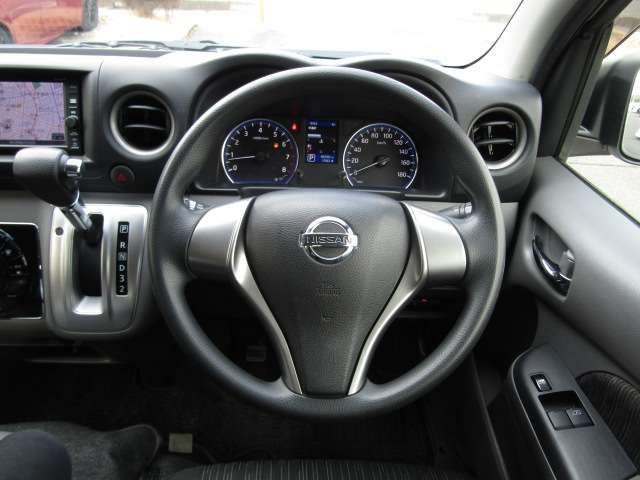 NISSAN NV350 CARAVAN 2018 Image 31