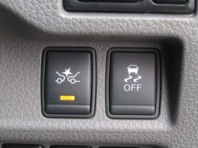 NISSAN NV350 CARAVAN 2018 Image 31