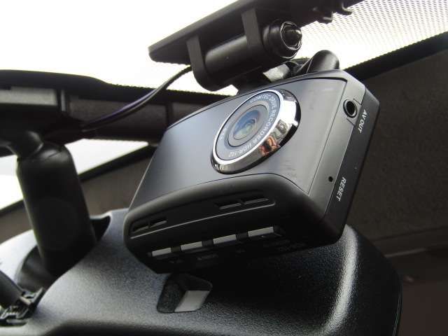 NISSAN NV350 CARAVAN 2018 Image 31