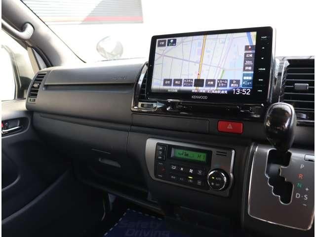 TOYOTA HIACE VAN 4WD 2020 Image 31