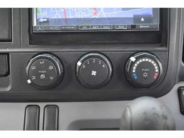 MITSUBISHI CANTER 2013 Image 31