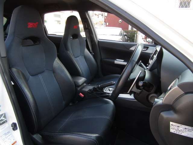SUBARU IMPREZA WRX 5DOOR 2010 Image 31