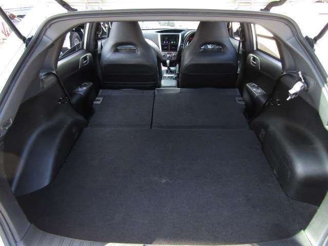 SUBARU IMPREZA WRX 5DOOR 2010 Image 31