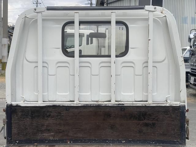 ISUZU ELF 1990 Image 31